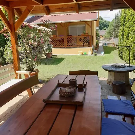 Holiday home Pakasz Nyaralohaz